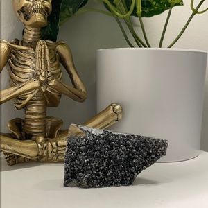 Black amethyst cluster